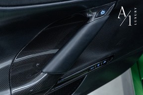 Ferrari SF90 Stradale 2021