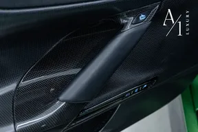 Ferrari SF90 Stradale 2021