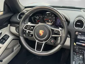 Porsche Boxster 718 2024
