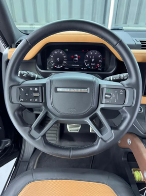 Land Rover Defender 90 2024