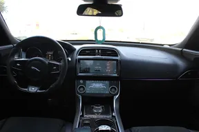 Jaguar XE S 2016