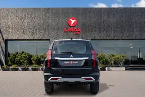 Mitsubishi Montero Sport 2024
