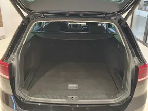 Volkswagen Passat 2021