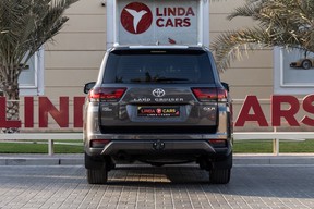 Toyota Land Cruiser 2024