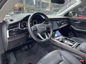 Audi Q8 2023