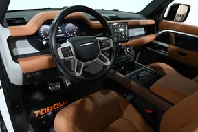 Land Rover Defender 110 2023