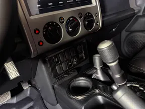 Toyota FJ Cruiser 2023