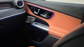 Mercedes-Benz GLC 300 2025