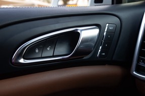 Porsche Cayenne GTS 2016