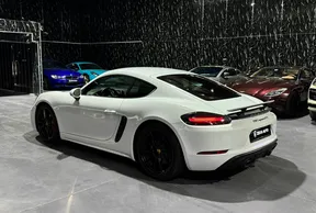 Porsche Cayman 718 GTS 2022