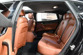 Maserati Quattroporte 2021