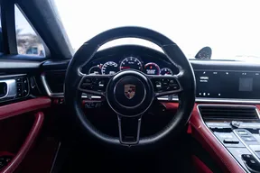 Porsche Panamera Turbo 2017