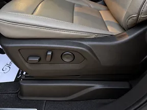 GMC Yukon 2025