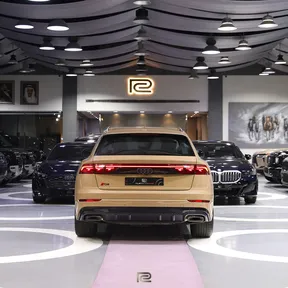 Audi Q8 2025