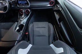 Chevrolet Camaro 2023