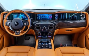 Rolls-Royce Cullinan Black Badge 2025