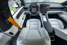 Polestar 4 2025