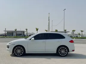 Porsche Cayenne S 2013