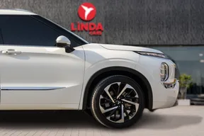 Mitsubishi Outlander / Airtek 2023