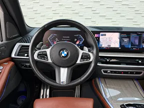 BMW X7 40 2023