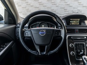 Volvo V70 2015