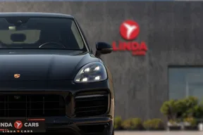 Porsche Cayenne 2022