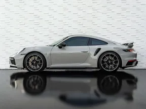 Porsche 911 Turbo S 2023