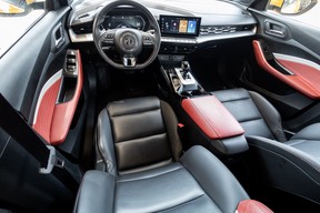 MG GT 2023