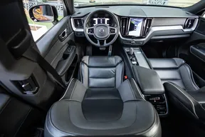 Volvo XC60 B5 2022
