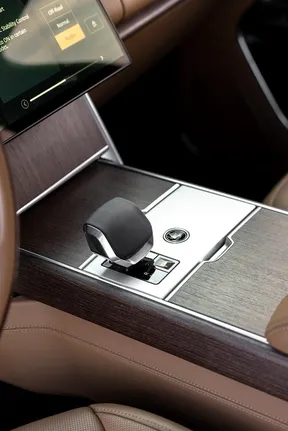 Land Rover Range Rover 2025