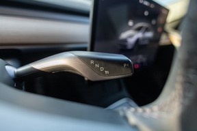 Tesla Model Y Long Range 2024