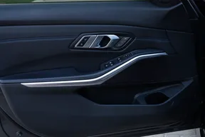 BMW 3 Series 330 2021