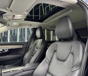 Volvo S90 2023