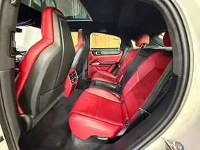 Porsche Cayenne Turbo 2020
