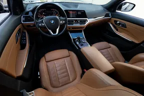 BMW 3 Series 330 2019