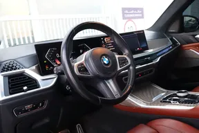 BMW X7 40 2023