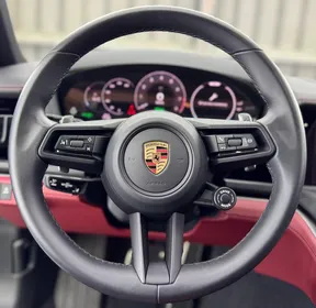 Porsche Panamera 4S E-Hybrid 2025