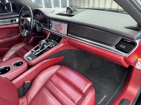 Porsche Panamera 4S 2017