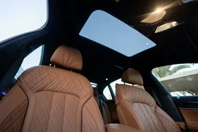 BMW 7 Series 750 2021