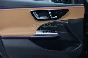 Mercedes-Benz E-Class 200 2026