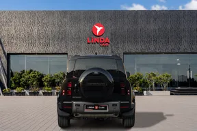 Land Rover Defender 110 2025