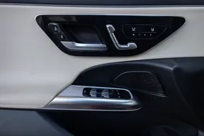 Mercedes-Benz E-Class 200 2024