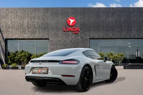 Porsche Cayman 718 2024
