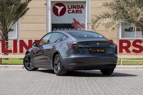 Tesla Model 3 Long Range 2021