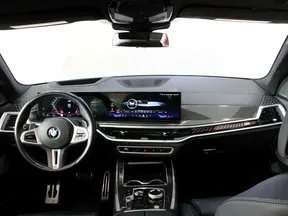 BMW X7 M60 2024