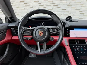 Porsche Taycan 4S 2024