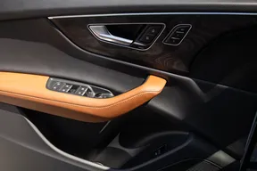 Audi Q8 2023