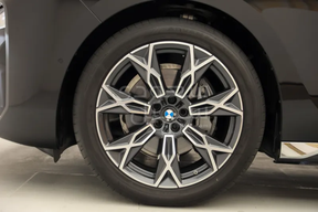 BMW 7 Series 735 2026