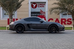 Porsche Cayman 718 2024