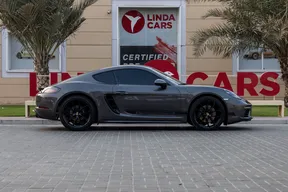 Porsche Cayman 718 2024